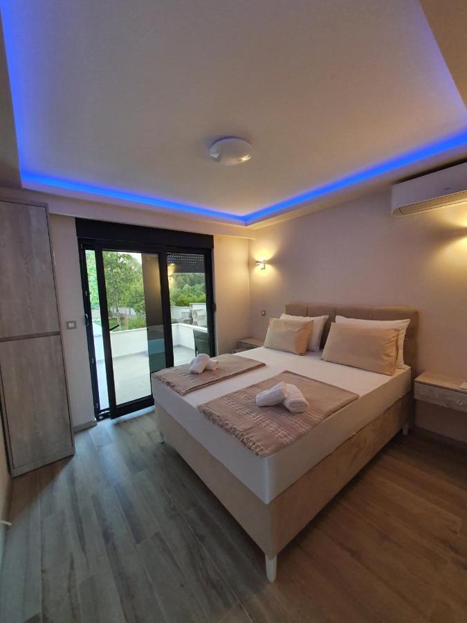 Luxury Villa Magic Kosor Eksteriør billede